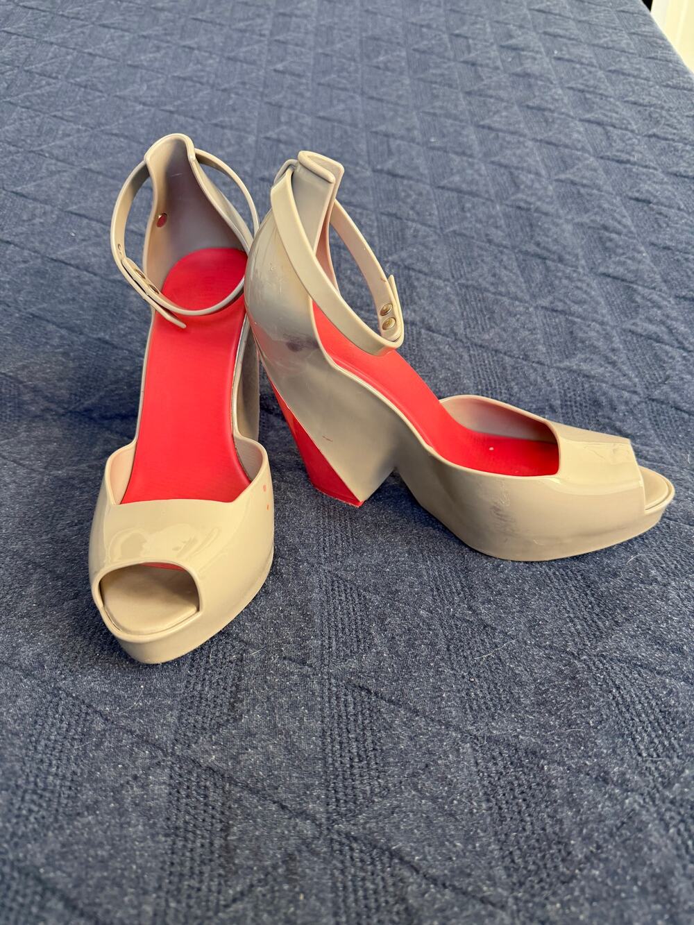 Melissa Patchuli III Peep Toe Platform Heels Beige Coral Red Size 7